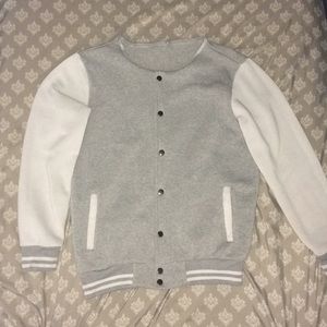 Bomber jacket. Grey and white. Button up. Size: L